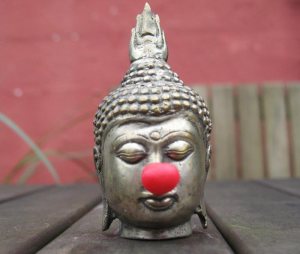 buddha-nose-table-lo1