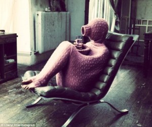 article-0-1B2B4FA9000005DC-330_634x530